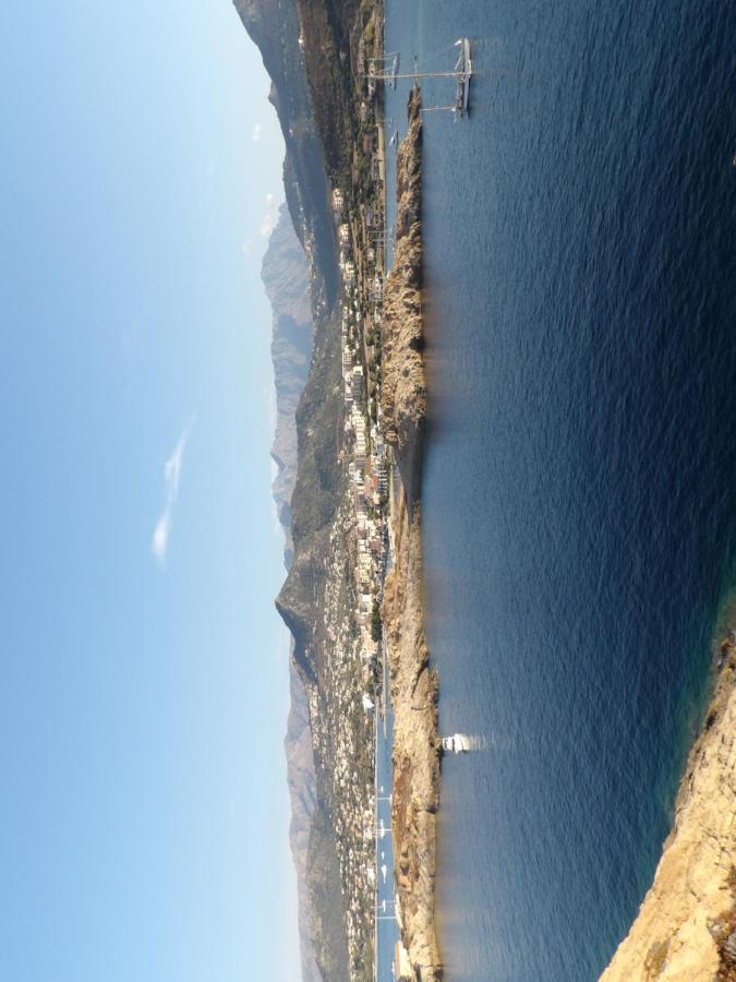 Appartement T4 Tres Bien Situe Et Climatise LʼÎle-Rousse Exterior foto