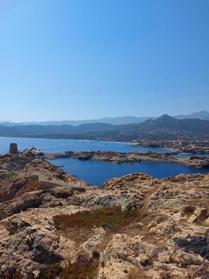 Appartement T4 Tres Bien Situe Et Climatise LʼÎle-Rousse Exterior foto
